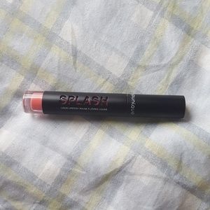Younique Splash Liquid Lipstick